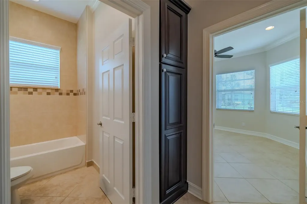 5005 Crystal Beach Drive Wimauma FL 33598