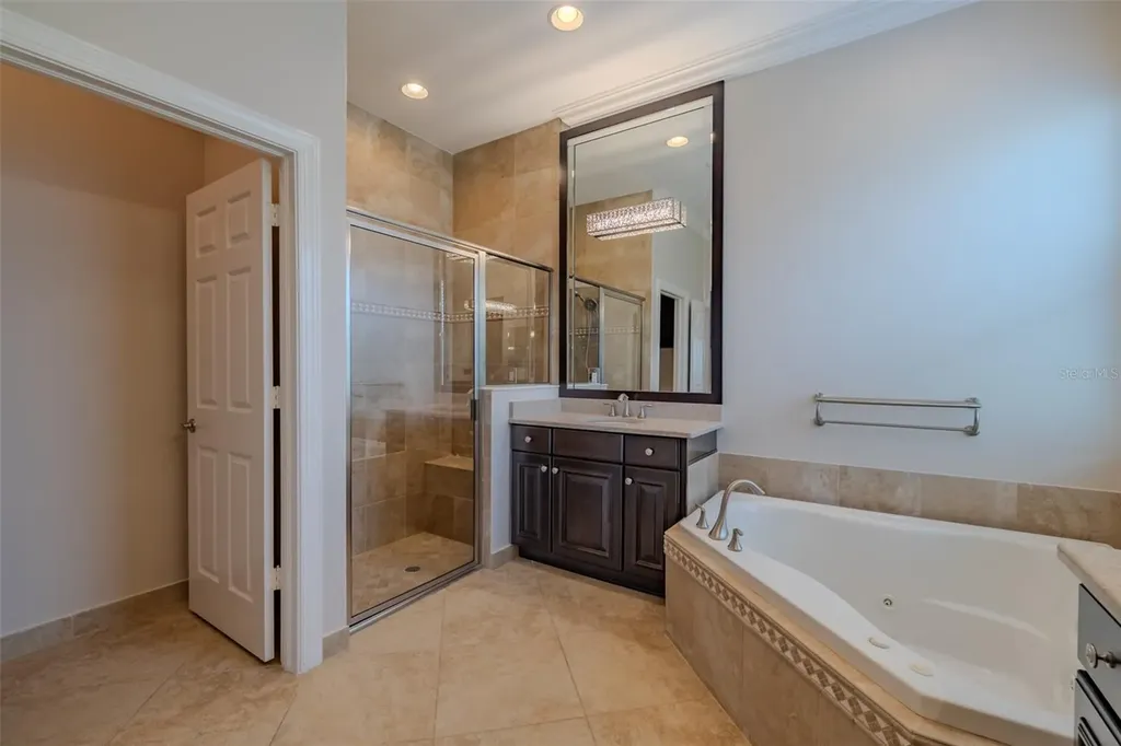 5005 Crystal Beach Drive Wimauma FL 33598