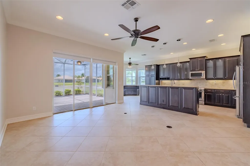 5005 Crystal Beach Drive Wimauma FL 33598