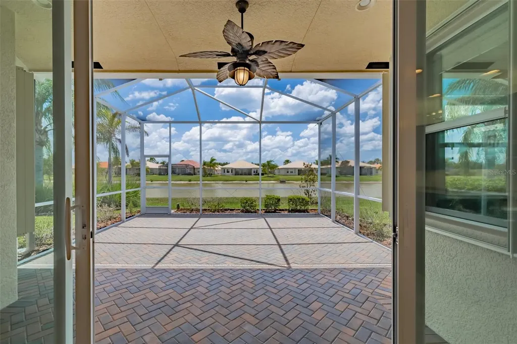 5005 Crystal Beach Drive Wimauma FL 33598
