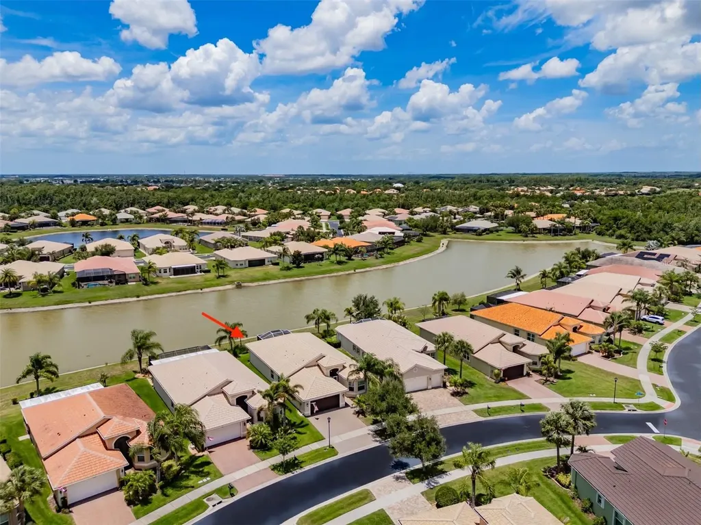5005 Crystal Beach Drive Wimauma FL 33598