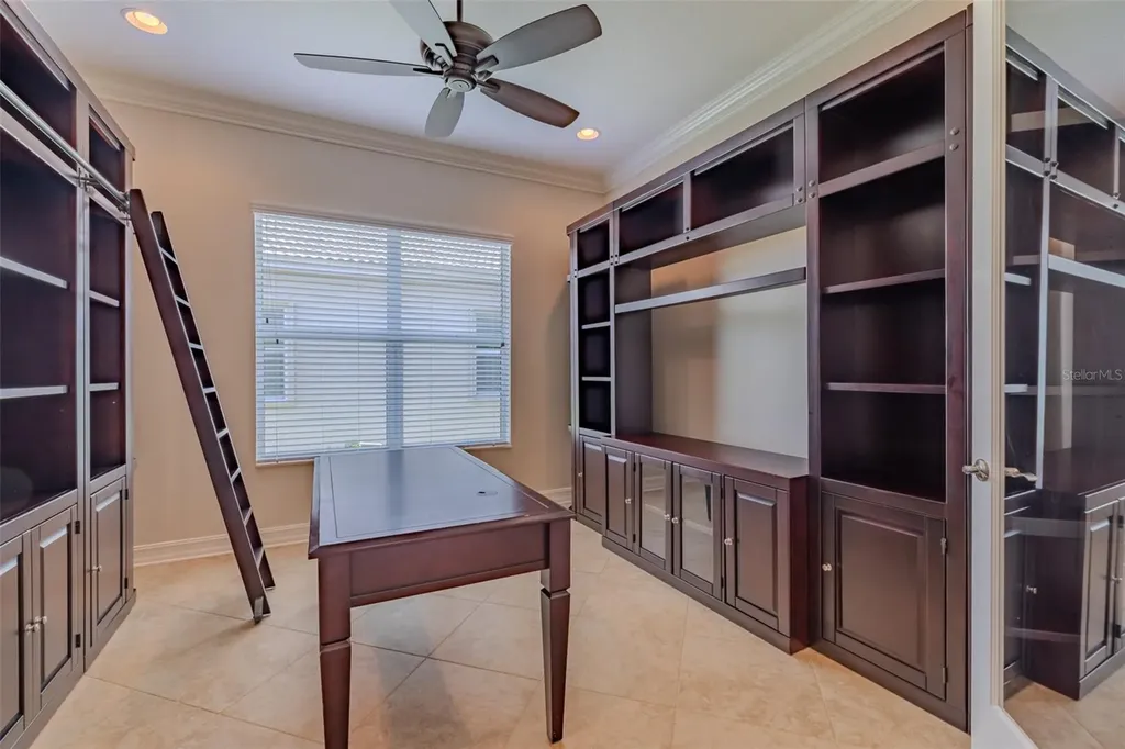 5005 Crystal Beach Drive Wimauma FL 33598