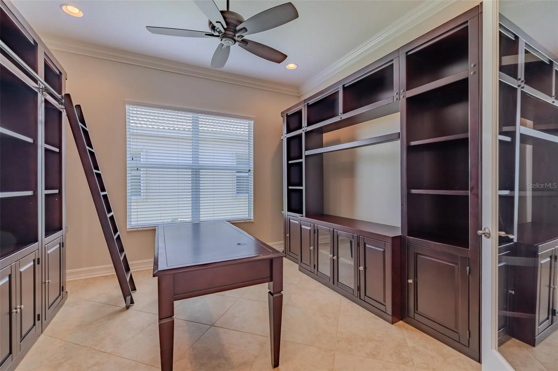 5005 Crystal Beach Drive Wimauma FL 33598