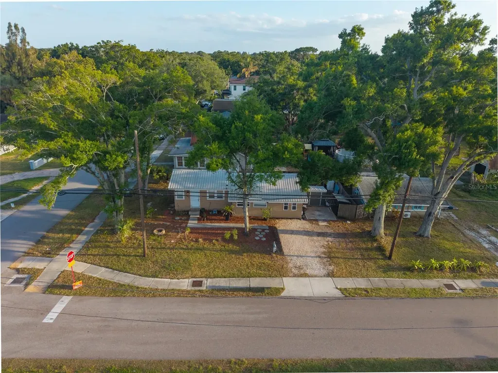 6002 72nd Avenue N Pinellas Park FL 33781