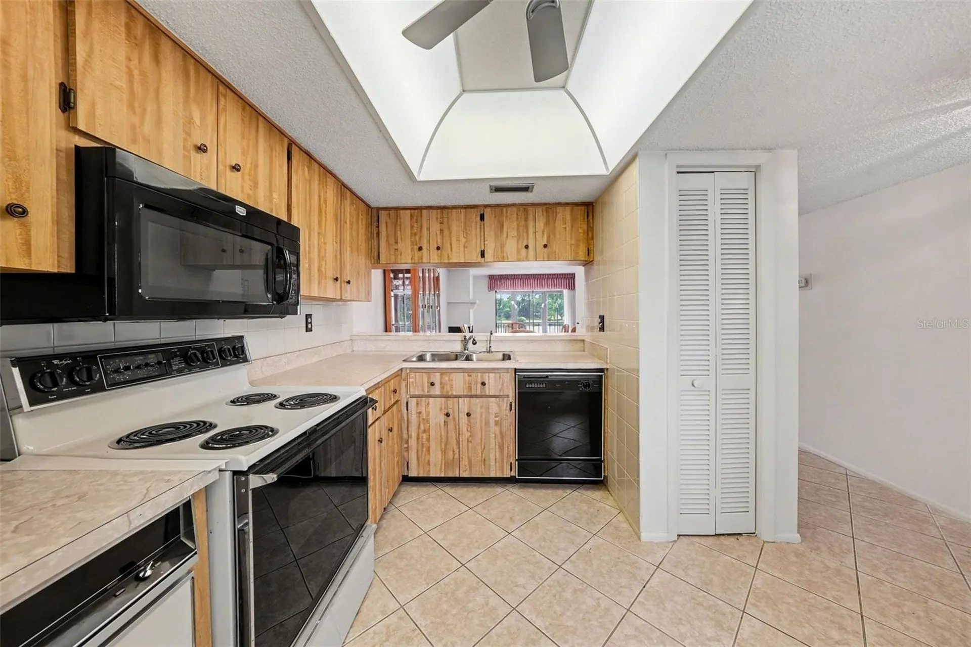 172 Lakeview Way Oldsmar FL 34677
