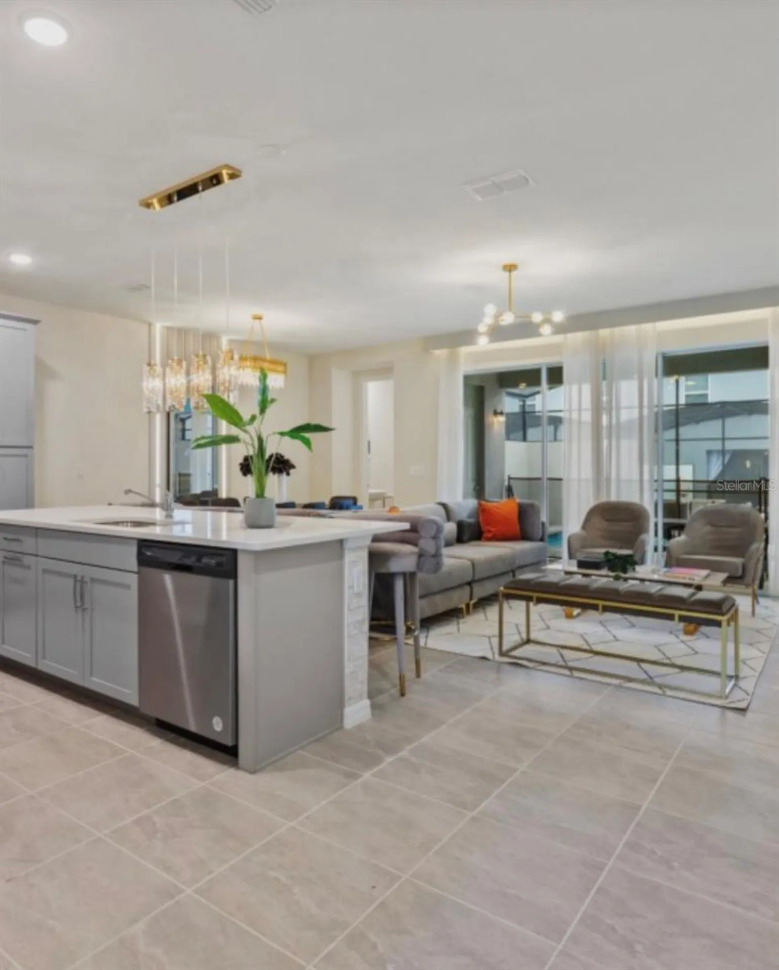 1692 Tropical Palms Circle Kissimmee FL 34747