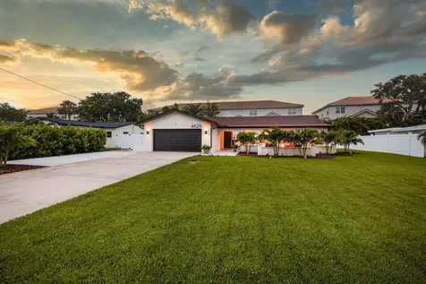 4626 Bayshore Boulevard NE St Petersburg FL 33703
