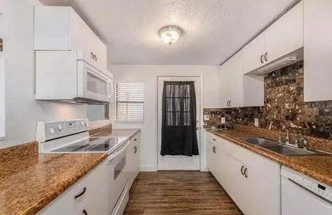 6002 72nd Avenue N Pinellas Park FL 33781