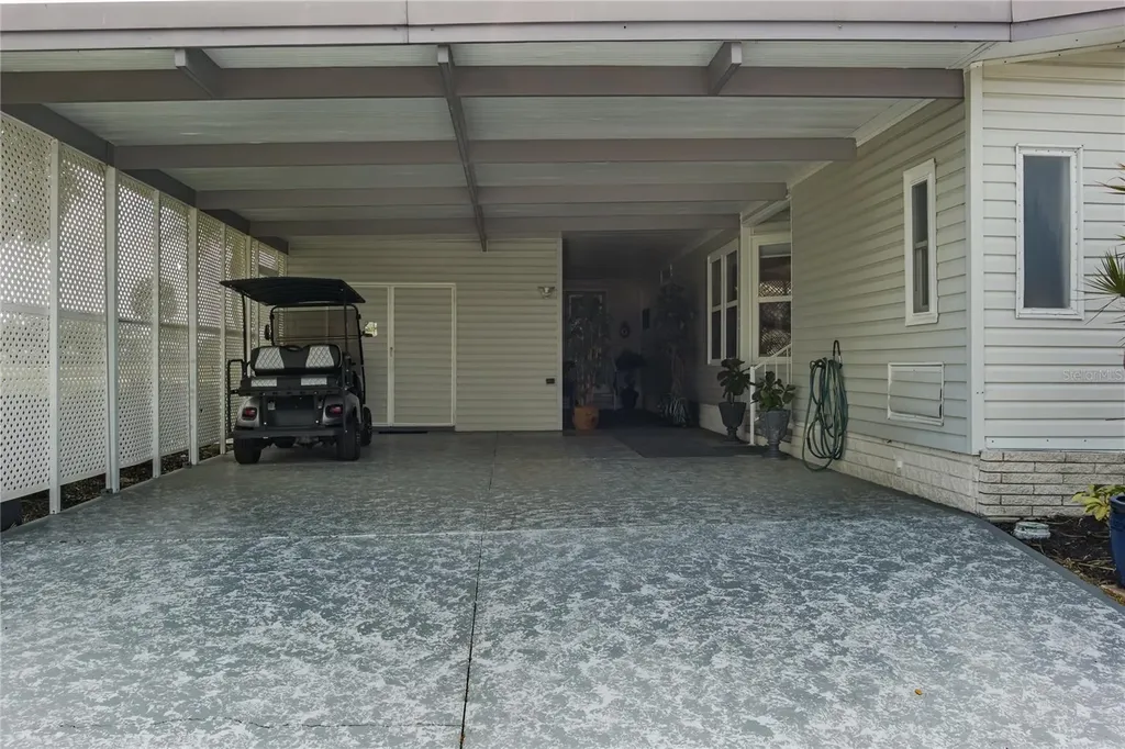 8520 Countess Avenue Circle Palmetto FL 34221
