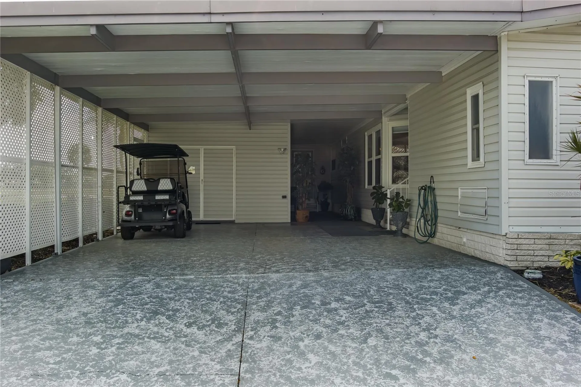 8520 Countess Avenue Circle Palmetto FL 34221
