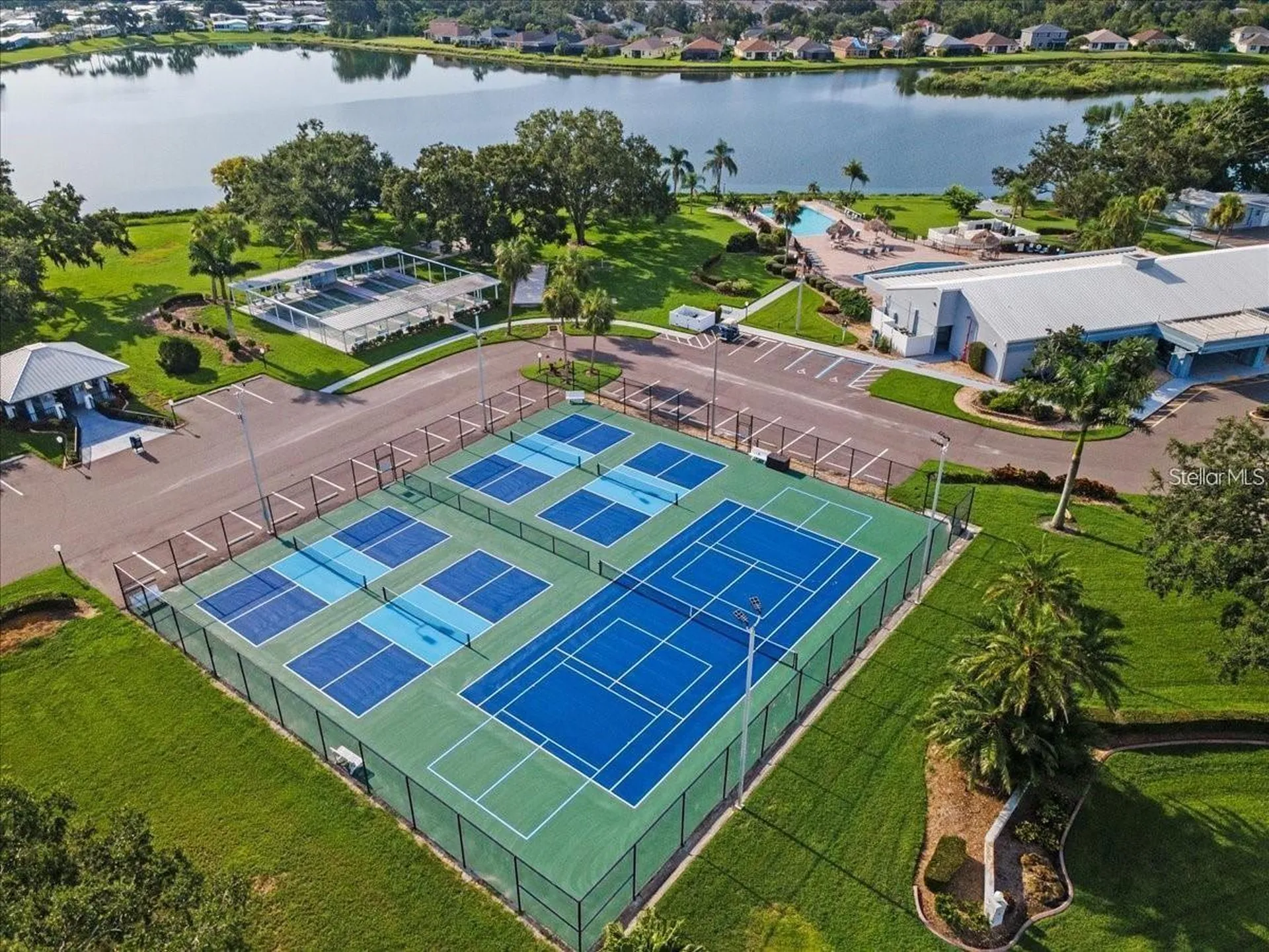 8520 Countess Avenue Circle Palmetto FL 34221