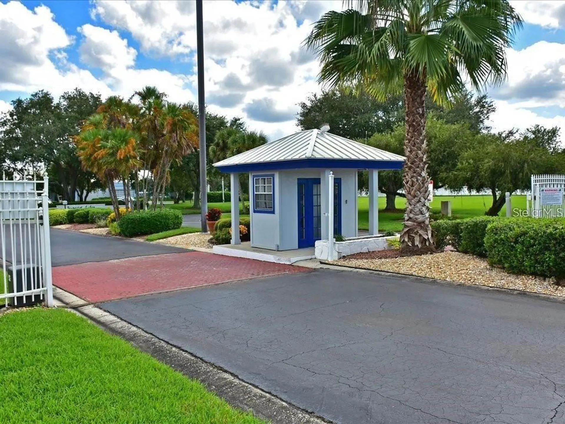 8520 Countess Avenue Circle Palmetto FL 34221