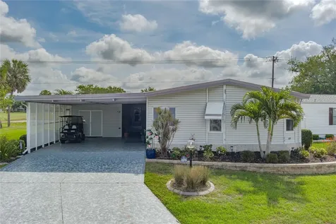 8520 Countess Avenue Circle Palmetto FL 34221