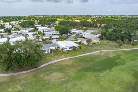 8520 Countess Avenue Circle Palmetto FL 34221