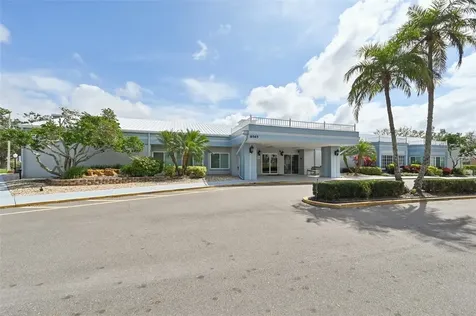 8520 Countess Avenue Circle Palmetto FL 34221