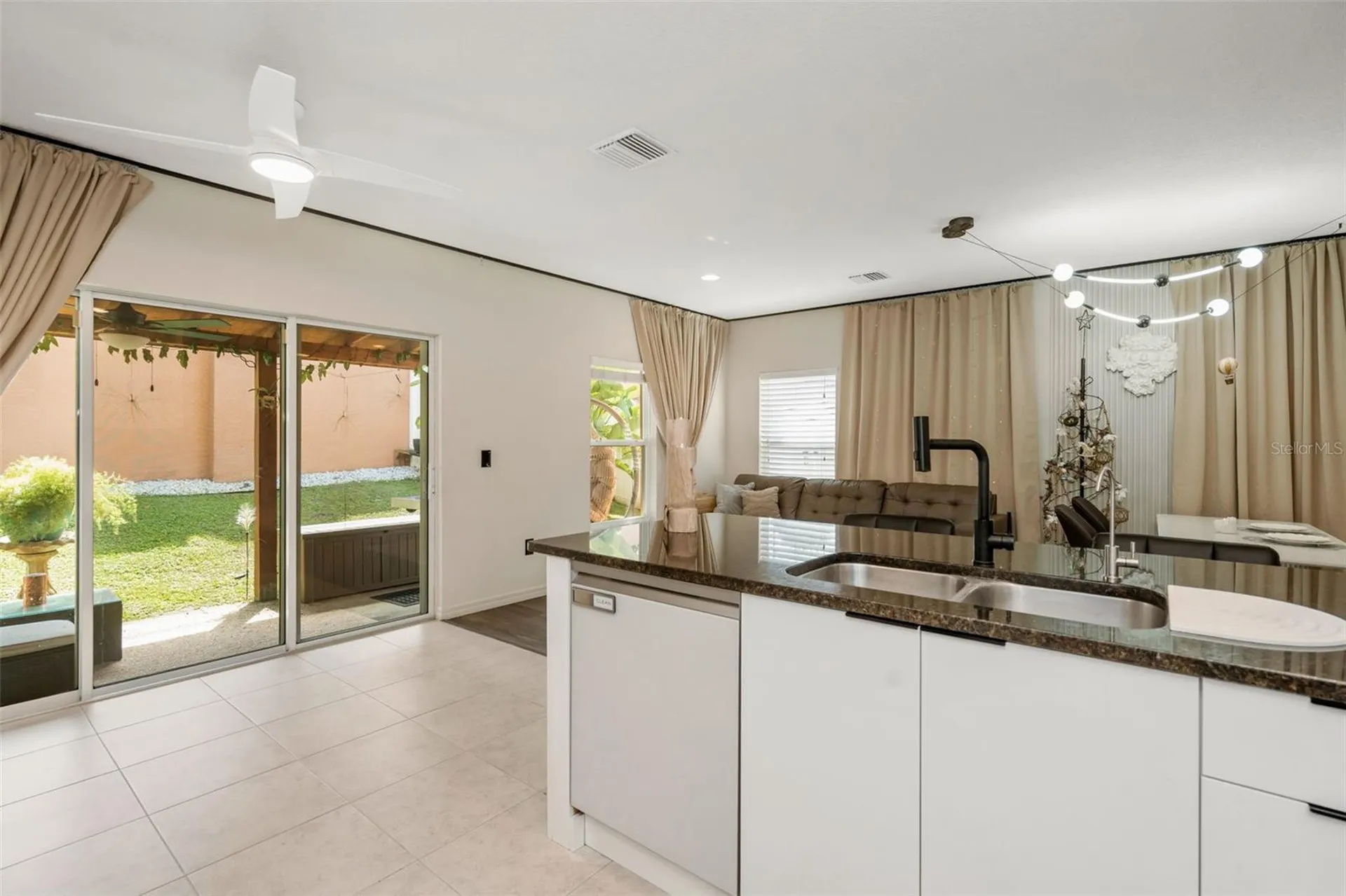 1819 Sommarie Way Tarpon Springs FL 34689