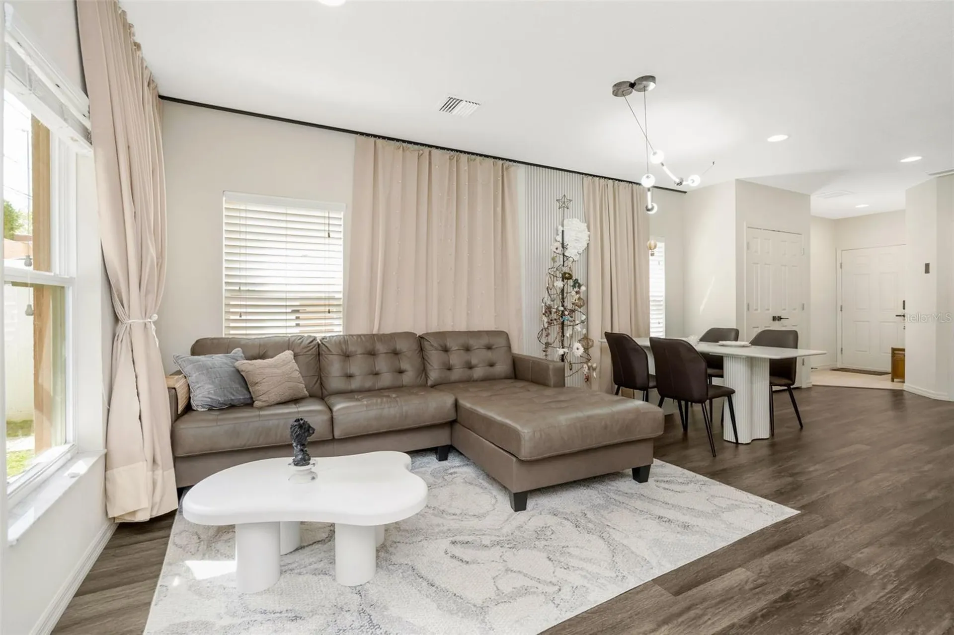 1819 Sommarie Way Tarpon Springs FL 34689