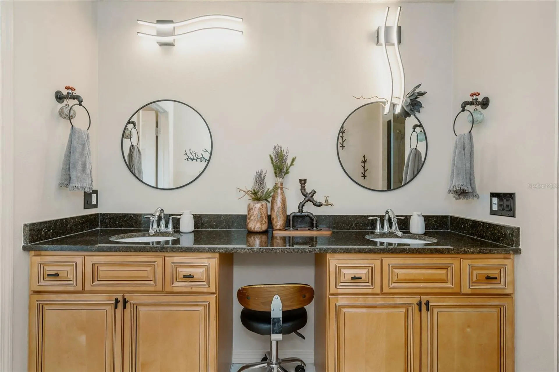 1819 Sommarie Way Tarpon Springs FL 34689