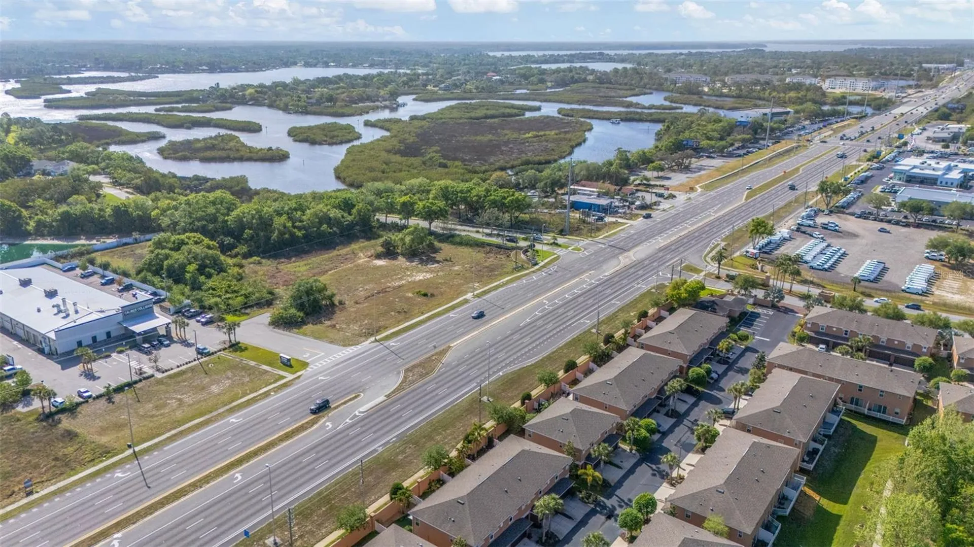 1819 Sommarie Way Tarpon Springs FL 34689