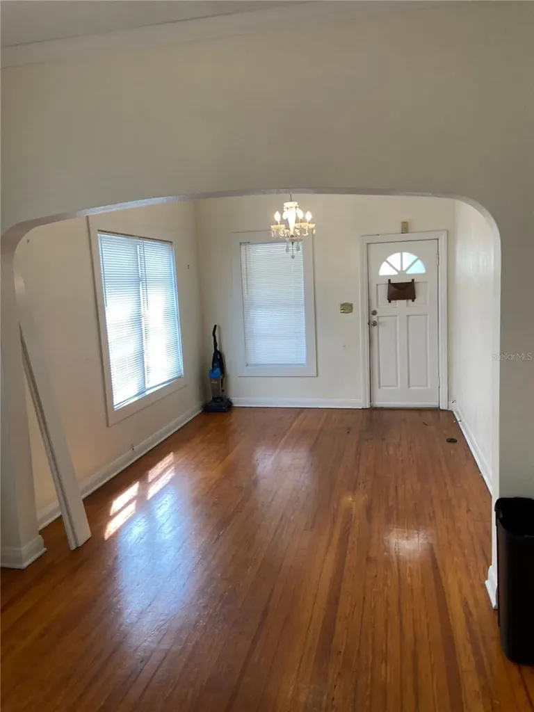 108 S Willow Avenue Tampa FL 33606