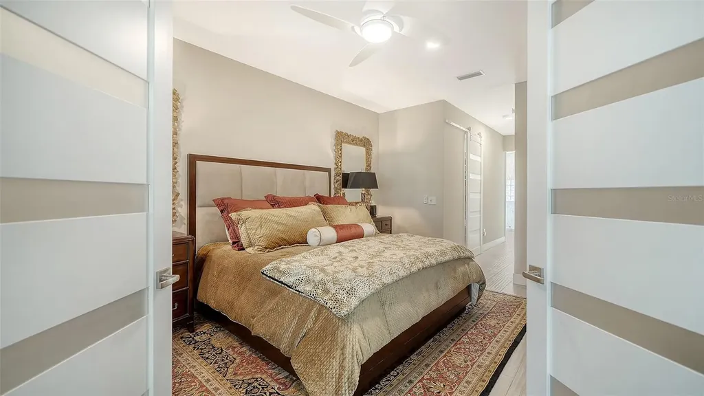 7198 Del Lago Drive Sarasota FL 34238