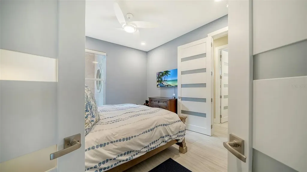 7198 Del Lago Drive Sarasota FL 34238