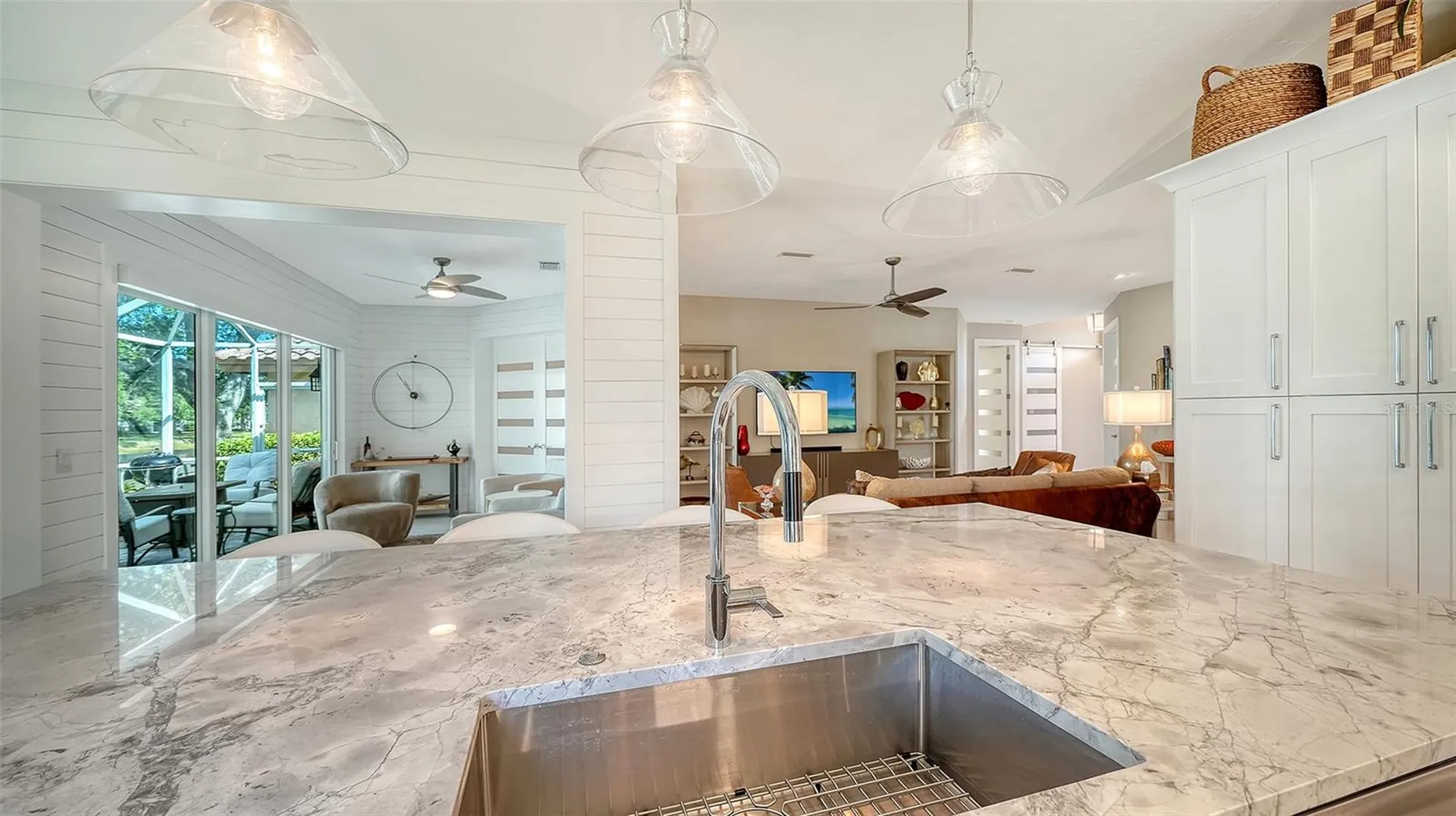 7198 Del Lago Drive Sarasota FL 34238