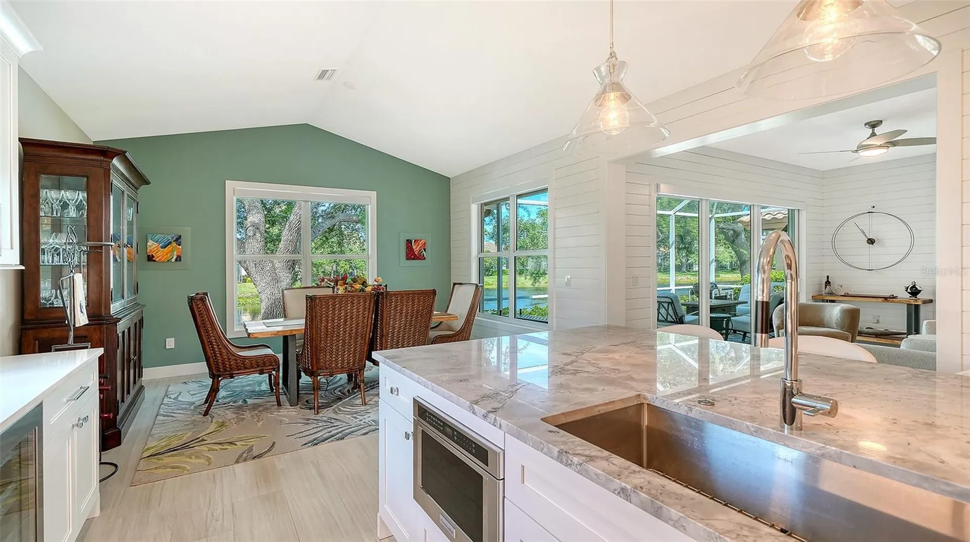 7198 Del Lago Drive Sarasota FL 34238
