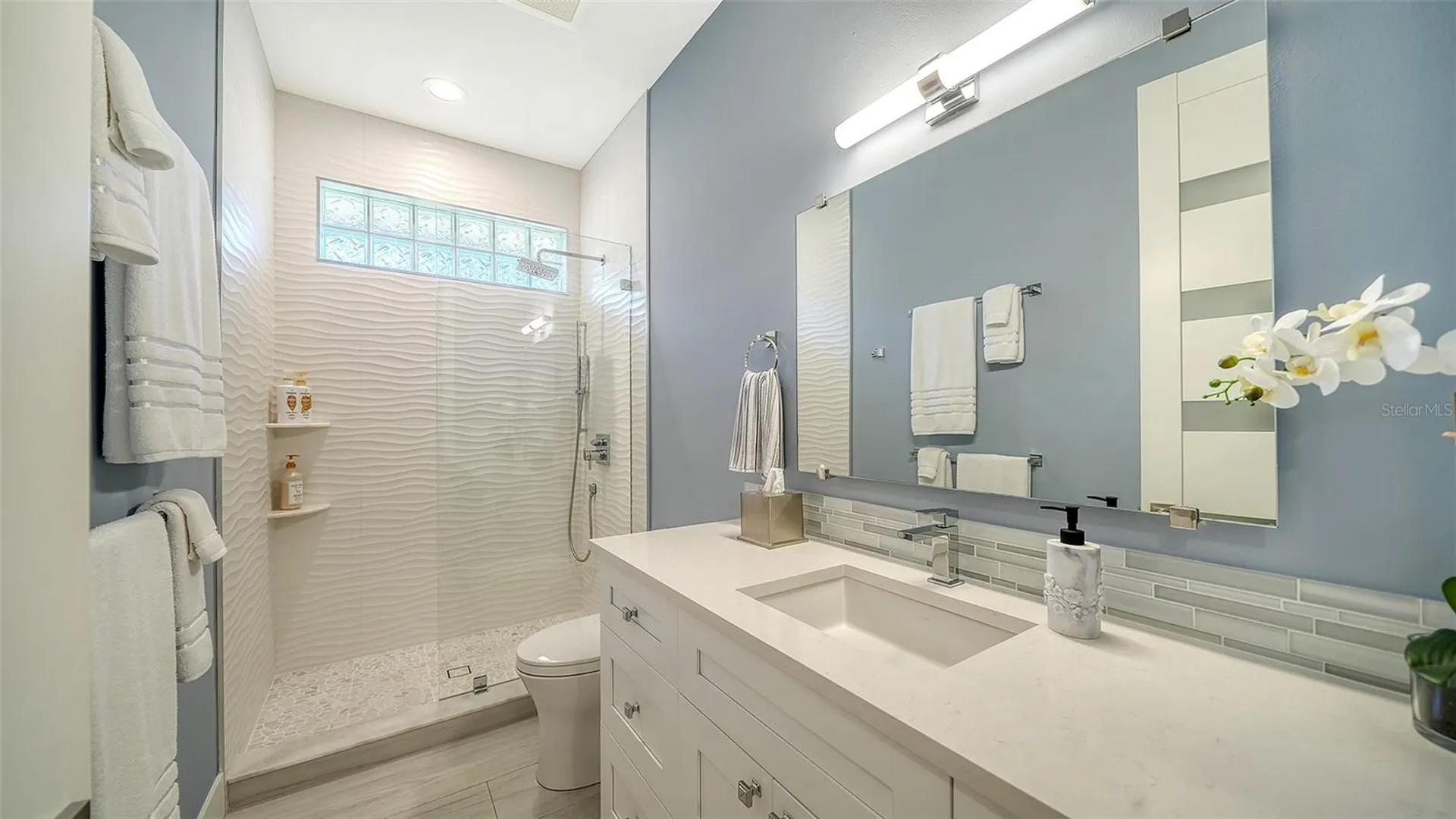 7198 Del Lago Drive Sarasota FL 34238