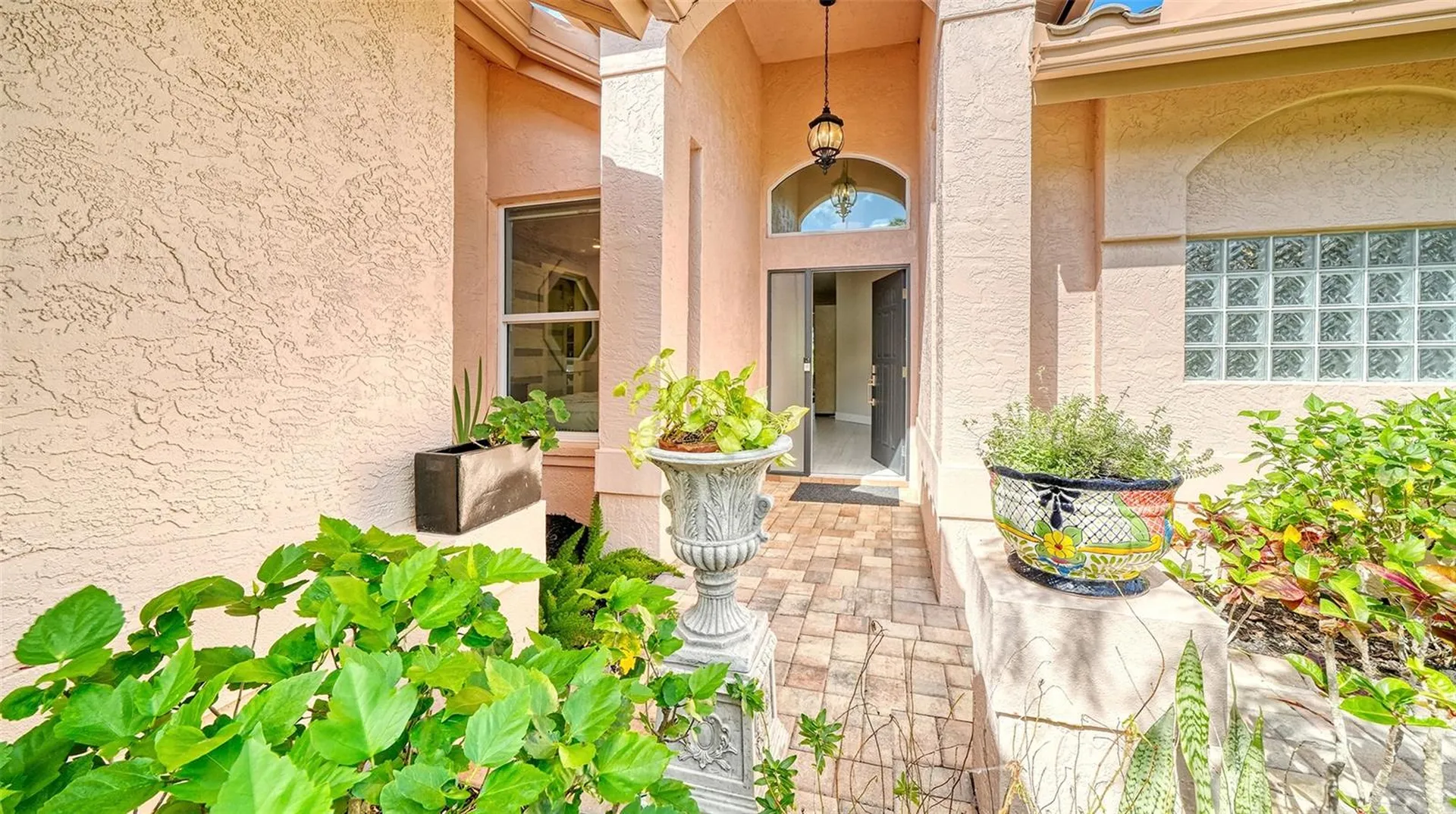 7198 Del Lago Drive Sarasota FL 34238