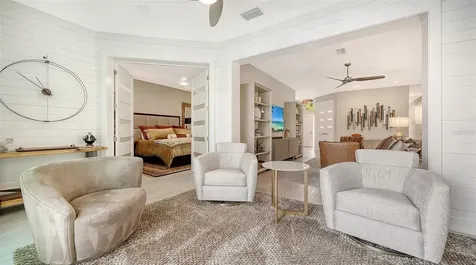 7198 Del Lago Drive Sarasota FL 34238