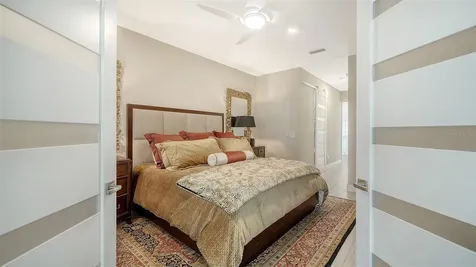 7198 Del Lago Drive Sarasota FL 34238