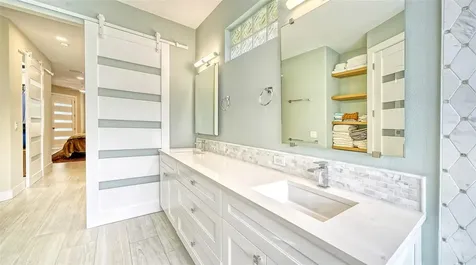 7198 Del Lago Drive Sarasota FL 34238