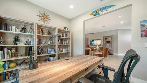 7198 Del Lago Drive Sarasota FL 34238