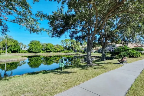 7198 Del Lago Drive Sarasota FL 34238