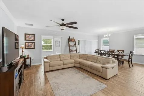 186 Flatwoods Loop Davenport FL 33837