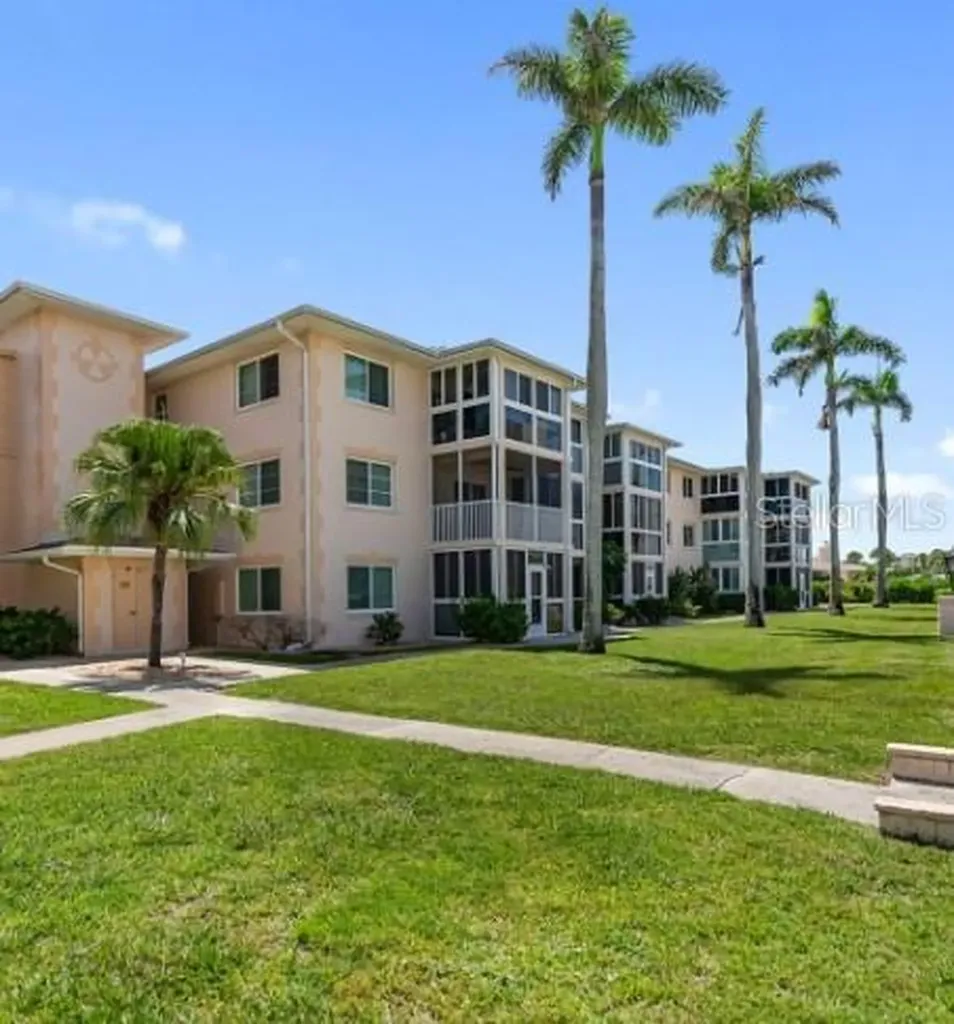 200 The Esplanade N Venice FL 34285