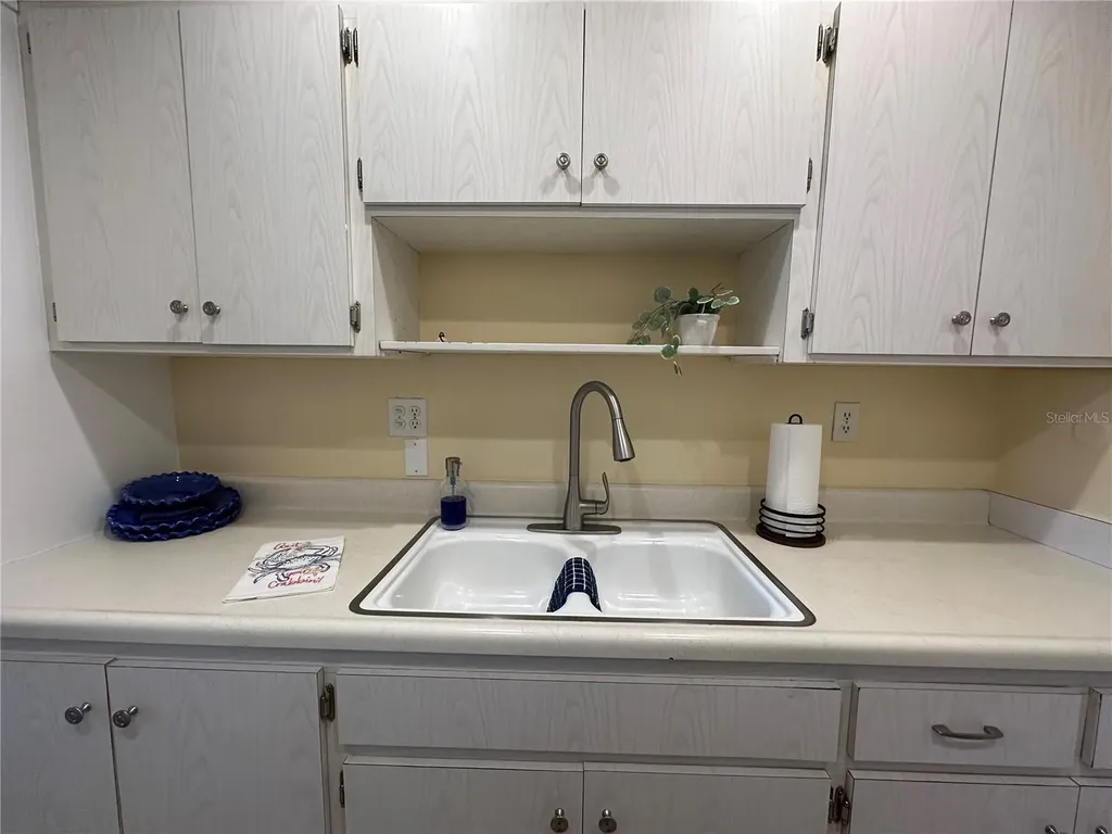 200 The Esplanade N Venice FL 34285