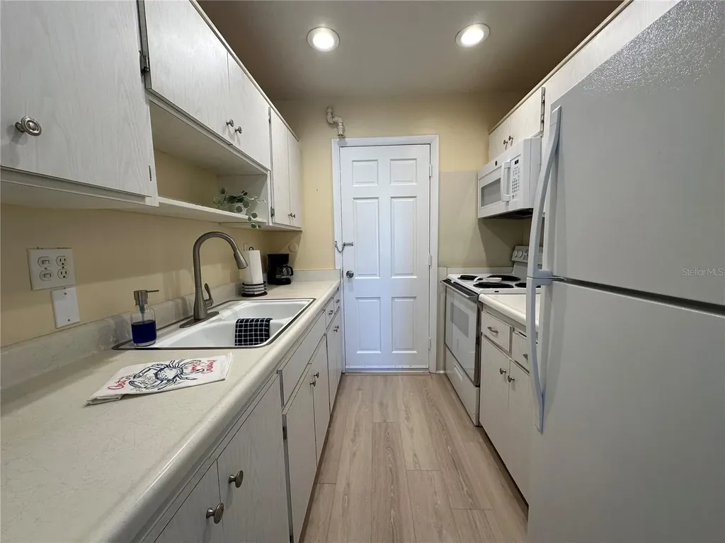 200 The Esplanade N Venice FL 34285