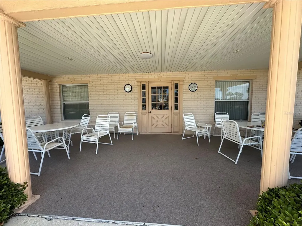 200 The Esplanade N Venice FL 34285