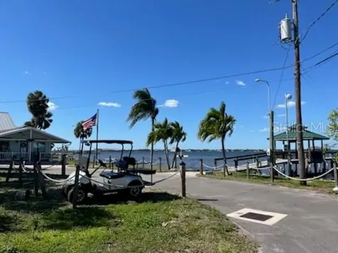 14 Braden Castle Drive Bradenton FL 34208