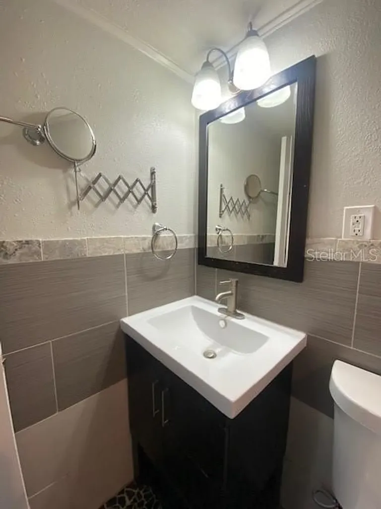 1301 S Howard Avenue Tampa FL 33606