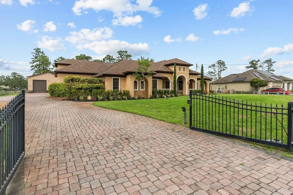 19345 Mardi Gras Street Orlando FL 32833