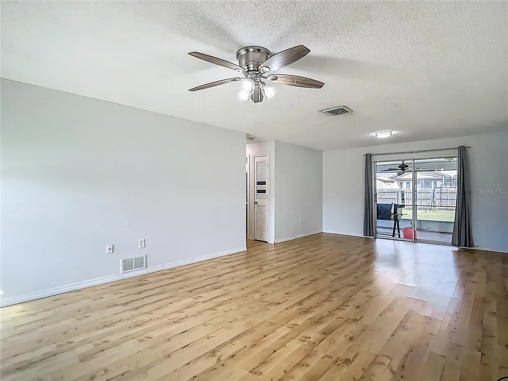 610 Chamber Street NW Port Charlotte FL 33948