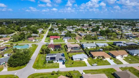 610 Chamber Street NW Port Charlotte FL 33948