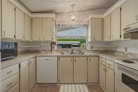 35116 Colony Hills Drive Zephyrhills FL 33541