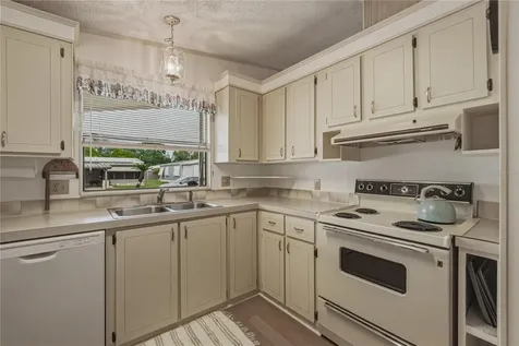 35116 Colony Hills Drive Zephyrhills FL 33541