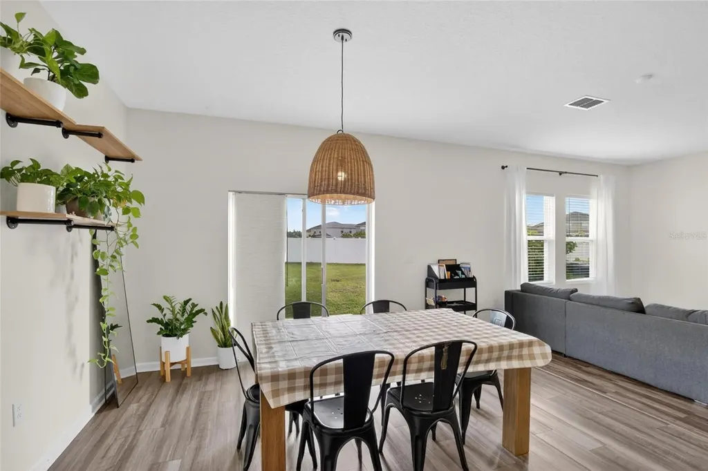 1044 Kelly Fern Loop Ruskin FL 33570