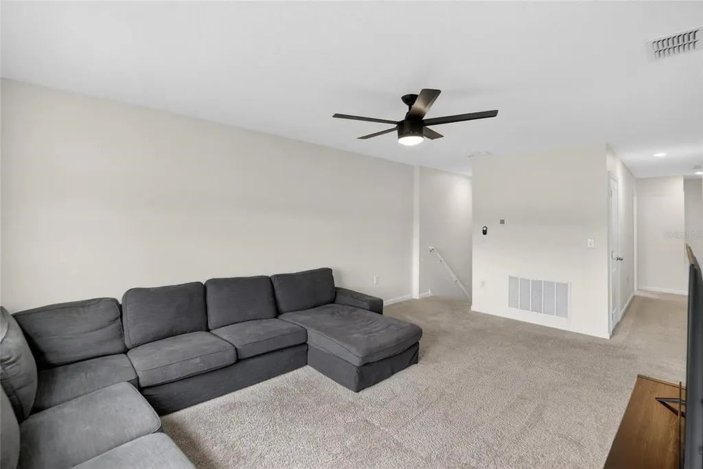 1044 Kelly Fern Loop Ruskin FL 33570