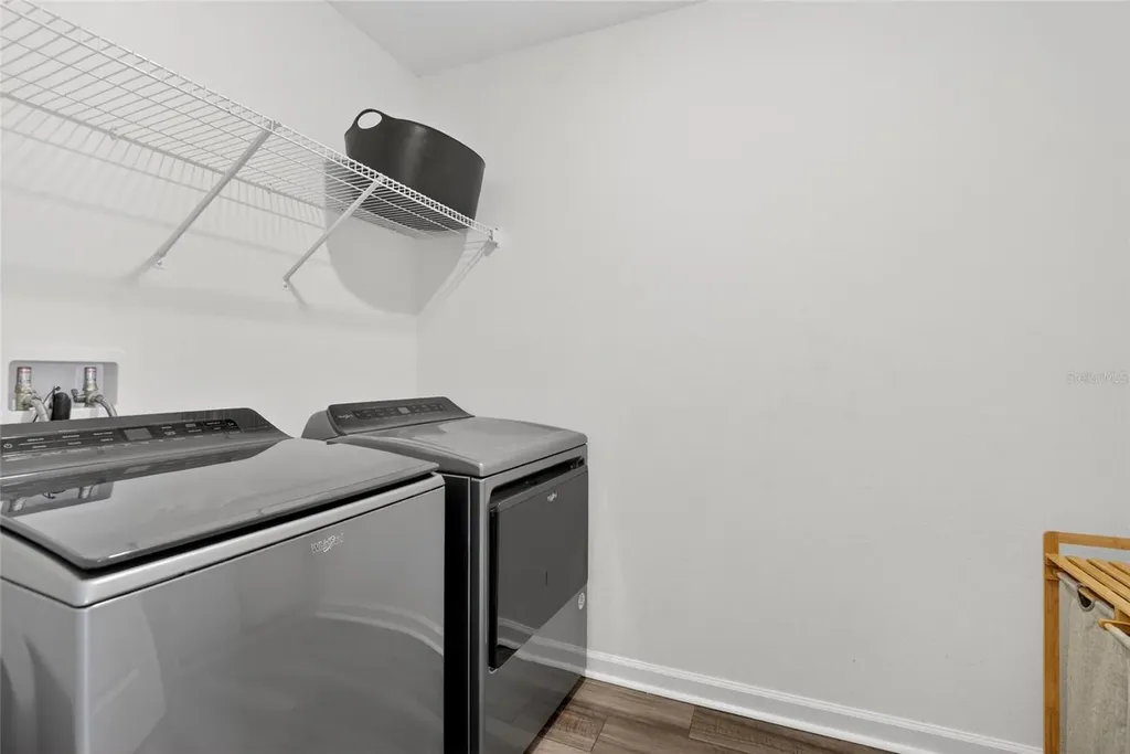 1044 Kelly Fern Loop Ruskin FL 33570